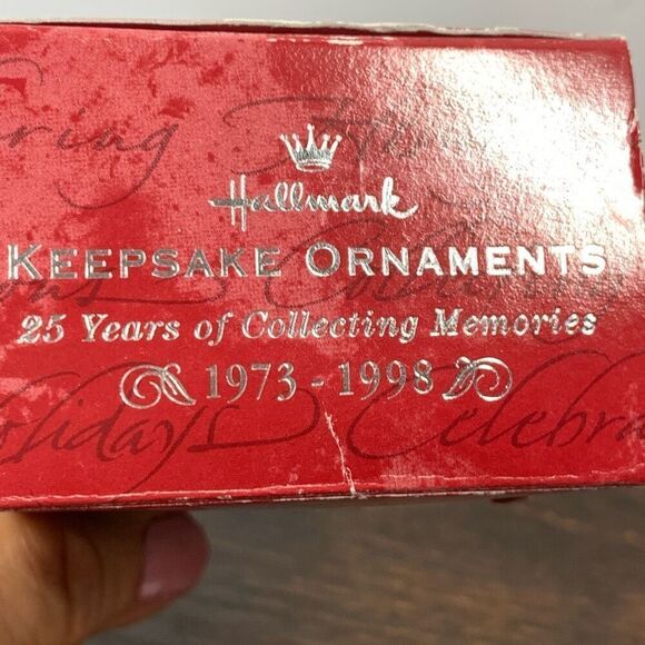 Hallmark Keepsake Forever Friends Bear 1998 Ornament Multicolor - Picture 4 of 6